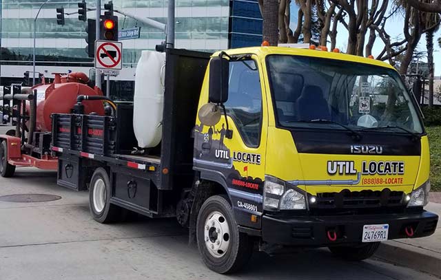 , Expose Underground Utilities with Vacuum Excavation